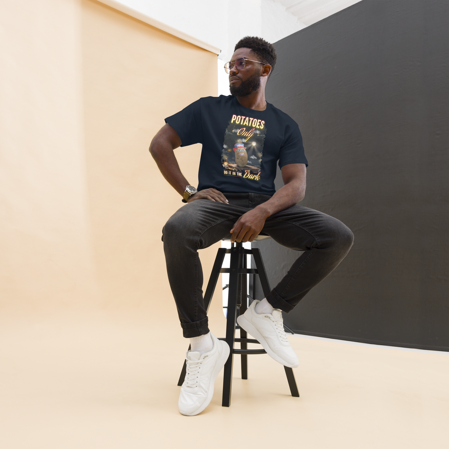 Do It In The Dark - T-Shirt - Unisex - Navy